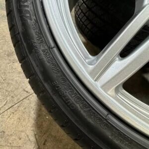 All wheels are in like new condition