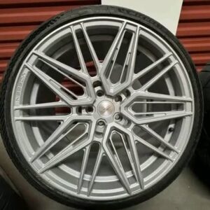 All wheels are in like new condition