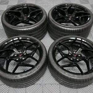 Listing my C8 wheels and tires