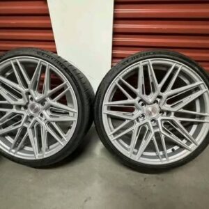 All wheels are in like new condition