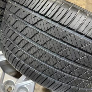 All wheels are in like new condition