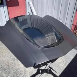 XIK Hood in Carbonfiber for the C7