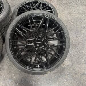 Local take off a Stingray, Vossen HF7