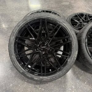 Local take off a Stingray, Vossen HF7