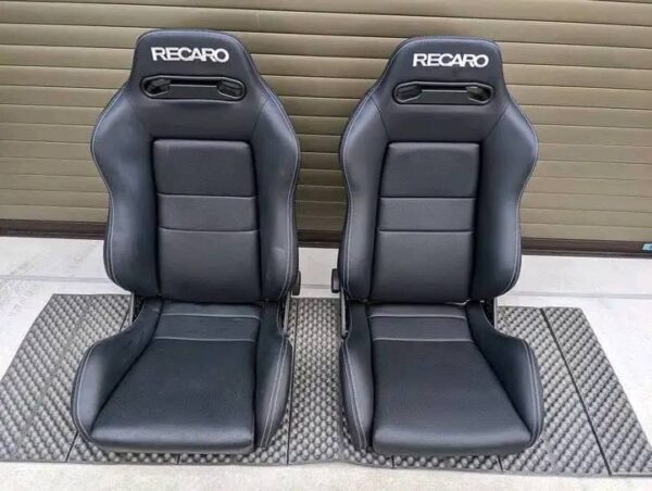 New never used RecaroLemans confetti corvette seats - Image 3