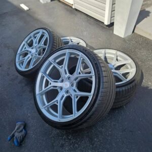 Vossen wheels  3k miles. Mint condition