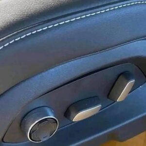 C8 seats GT1 from a 2LT