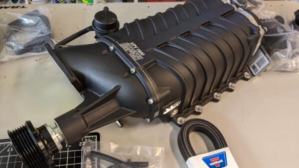 Brand new solid isolator installed - Image 4