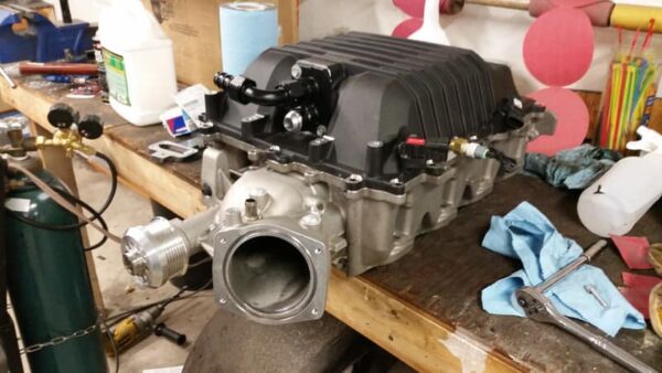 Brand new solid isolator installed - Image 6