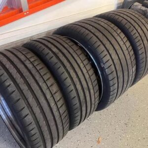 You’re looking at a set of like new BC Forged 2 piece MLE81 wheels