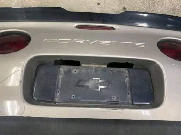 1997-2004  Corvette C5 Light Pewter (11U) Rear Bumper Cover with Tail Lights and Spoiler - Image 4
