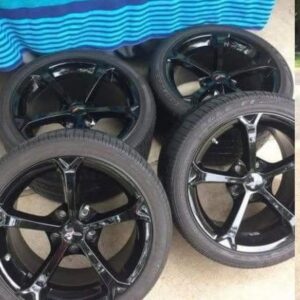 Chrome wheels and tires off of my C6 2011 Grand Sport.