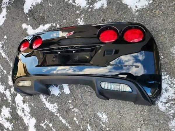 Used rear bumper cover for 2005 to 2013 Corvette. - Image 5