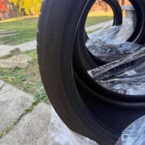 Selling my set of michelin pilot super sport Run flat tires Off of my c7